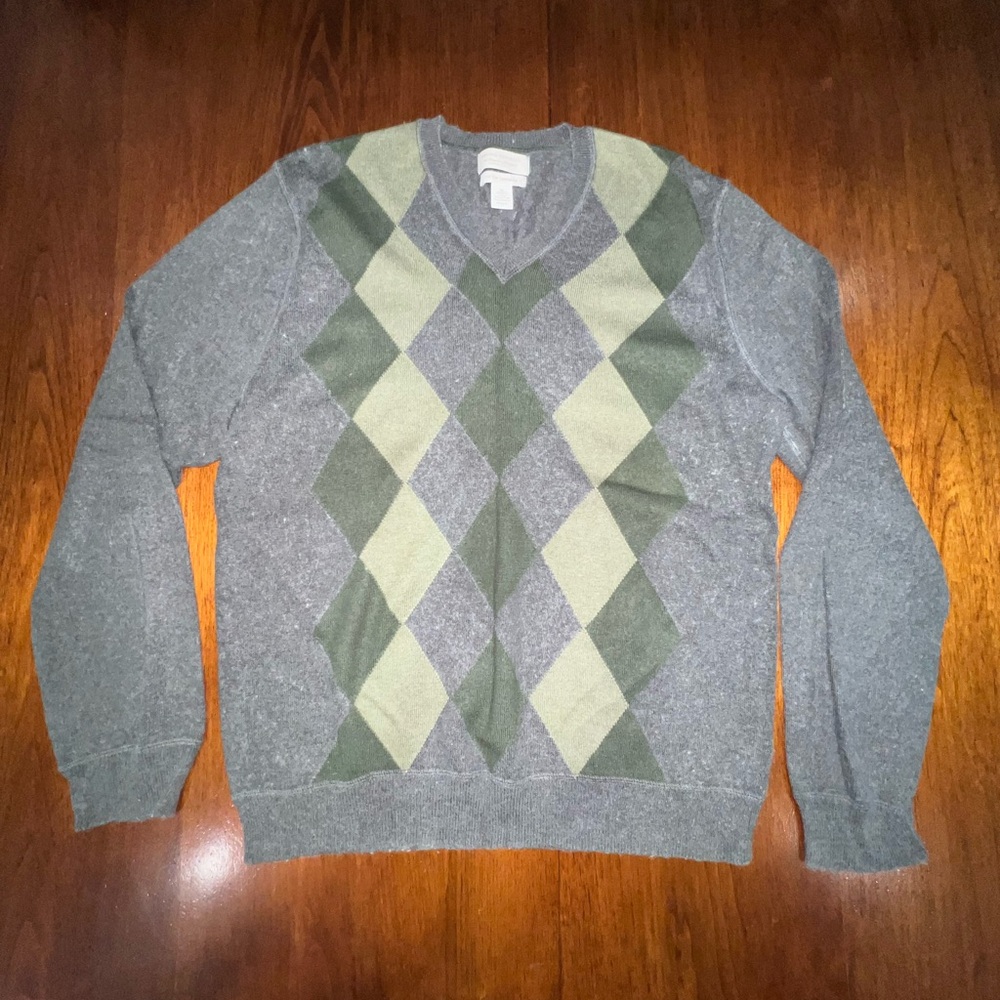 Banana Republic Gray and Green Argyle V-Neck Sweater